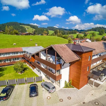 Отель Allgaeu Vital Inkl Card Оберштауфен